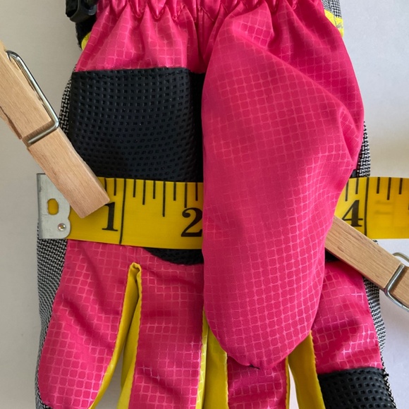 Youth-sized NANDN Cold Weather Gloves Hot Pink/Yellow Size Small NWT - Picture 6 of 7
